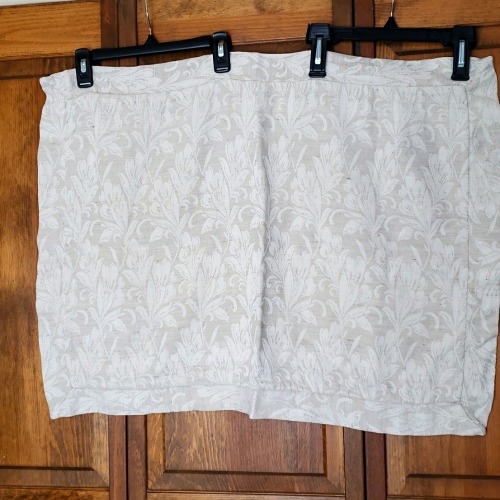 Malabar Grove Standard Floral Pillow Sham